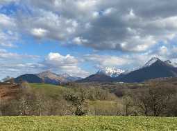  Maison contemporaine avec vues spectaculaires proche d'un village Pyreneen